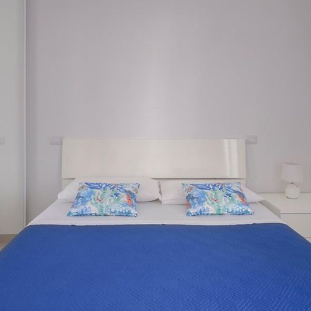 Dolcevitasuites - Modern 3 Bdr Villa In S. Lorenzo Reitani Kültér fotó